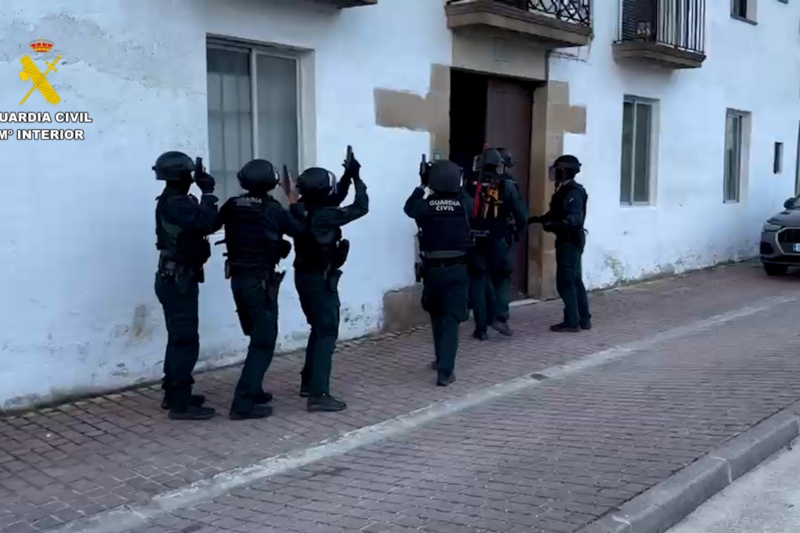 Momento en el que el GRS realiza una entrada y registro Momento en el que el GRS realiza una entrada y registro