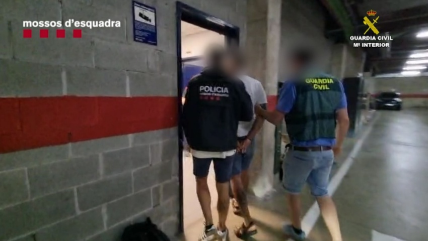 Guardia Civil y Mossos d'Esquadra detienen a tres personas e investigan a una cuarta por sabotear una vía férrea en la comarca de Bages