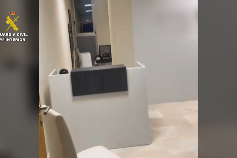 Desmantelada una clínica clandestina de estética en Los Barrios (Cádiz)