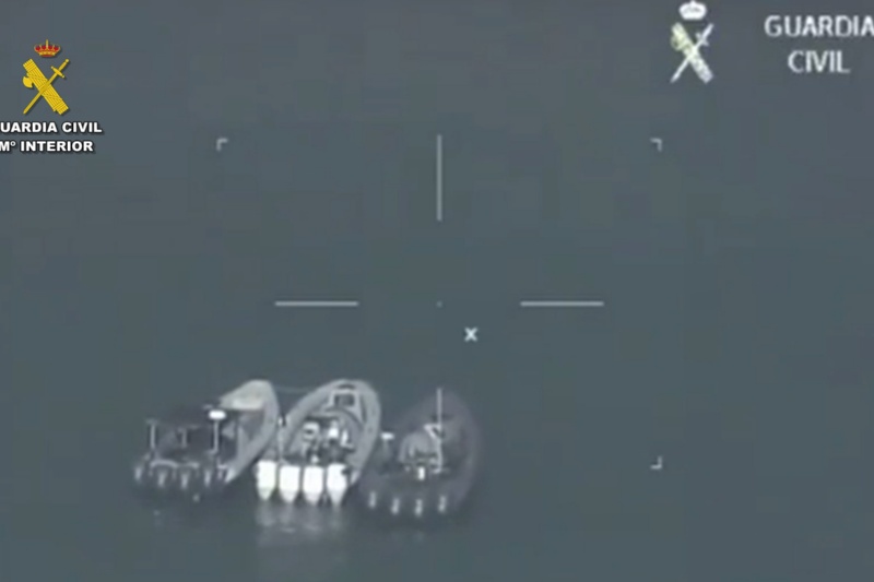 Detenidas 17 personas por favorecimiento de migración irregular y contrabando en las costas de Almería