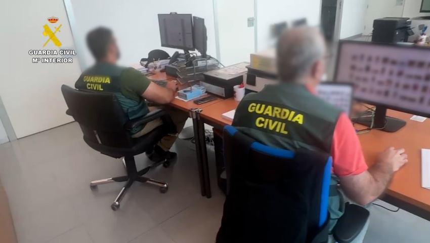 Detenido en Las Palmas un falso representante deportivo por abusar de 61 menores