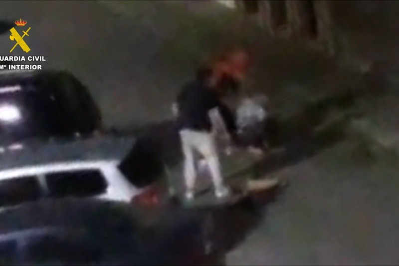 Detenidos dos individuos que propinaron una paliza a una persona para robarle la cartera en Navalmoral de la Mata (Cáceres)