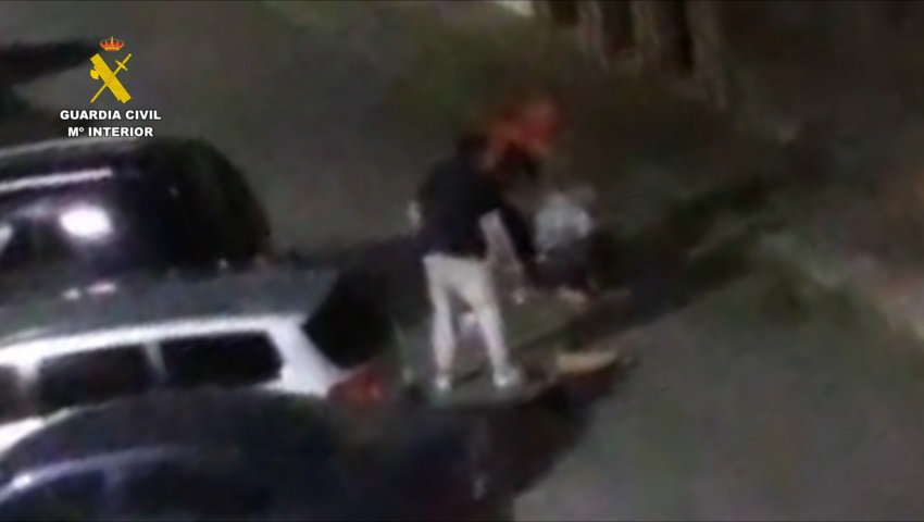 Detenidos dos individuos que propinaron una paliza a una persona para robarle la cartera en Navalmoral de la Mata (Cáceres)