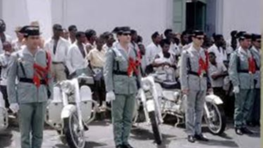 23 de marzo 1969. Participación destacada en la evacuación de ciudadanos españoles en Guinea Ecuatorial