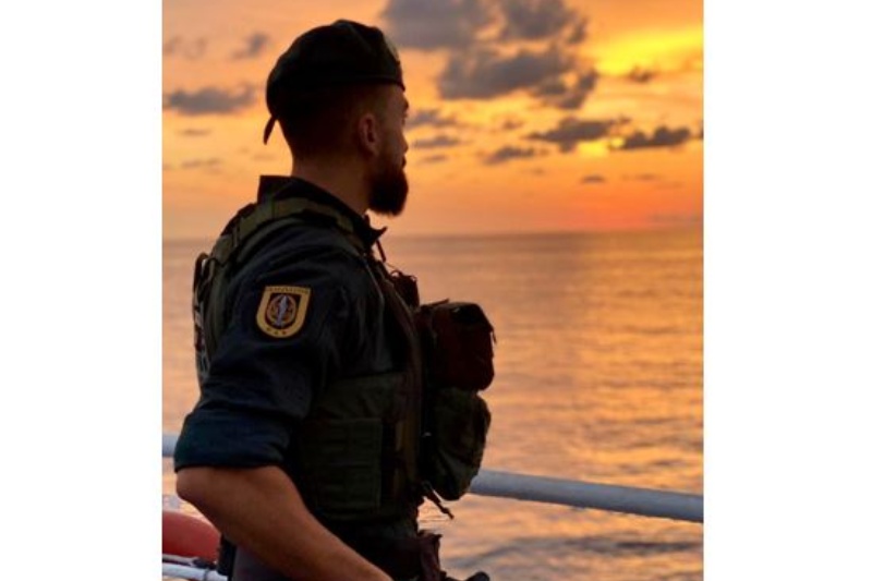 Cabo del GAR (Grupo de Acción Rápida) prestando servicio en el marco de una operación antidroga (Islas Baleares, 2022).