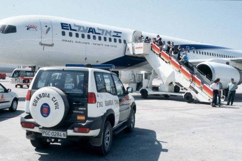 22 de abril de 1931. La Guardia Civil comienza a prestar servicio de protección en el Aeropuerto Nacional de Madrid