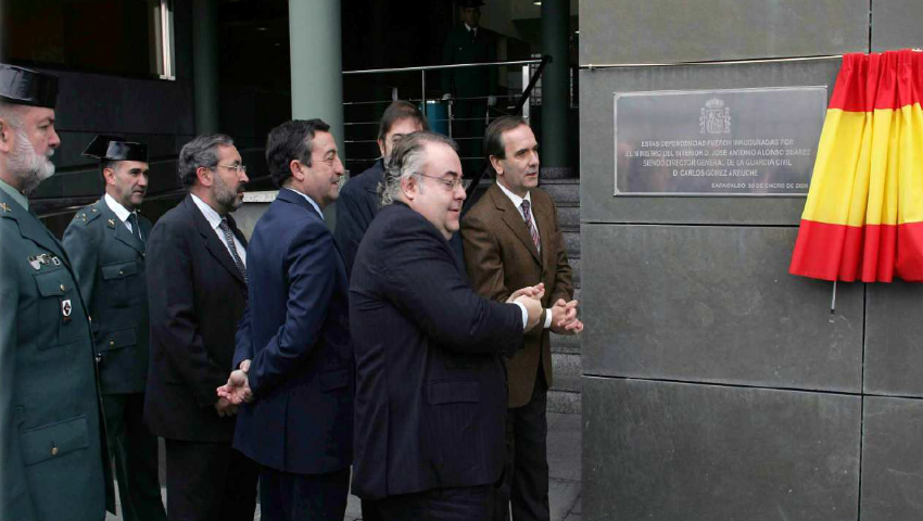 30 de enero. Inauguración acuartelamiento de Barakaldo (Bizkaia)