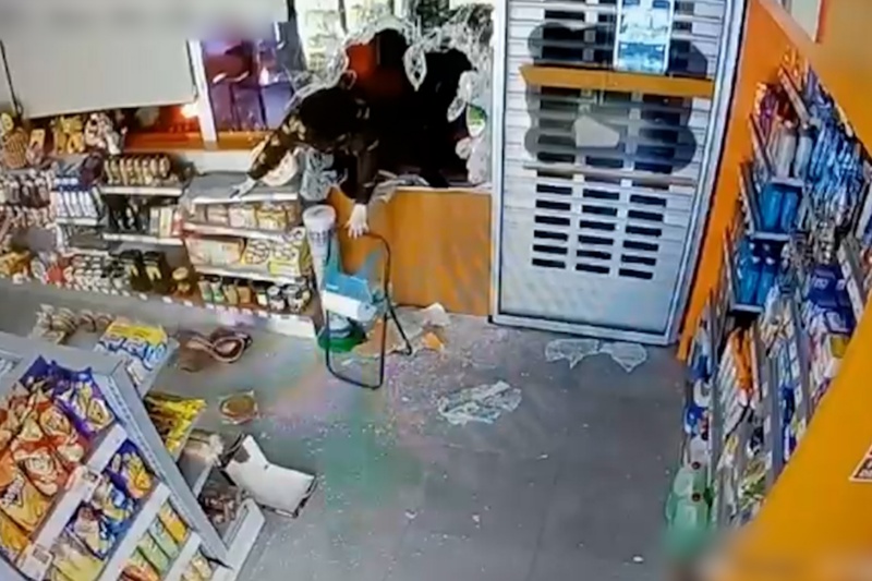 La Guardia Civil detiene a siete aluniceros por cometer más de 40 robos en Madrid