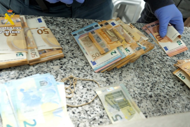 Doce detenidos en Sevilla por blanquear dinero procedente del tráfico de drogas