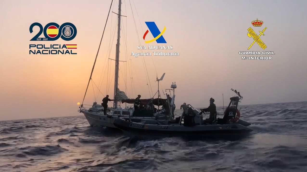 Interceptado en aguas próximas a Cabo Verde un narcovelero que se dirigía a costas españolas con 200 kilos de cocaína