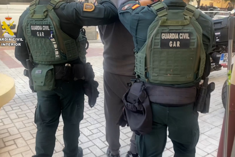 Detenidas en Málaga y Valencia cuatro personas por vender armas a organizaciones criminales