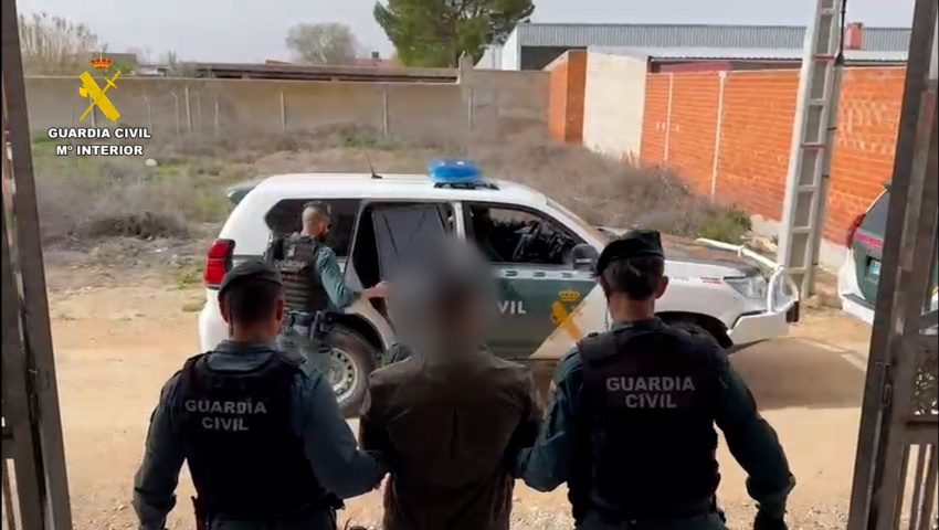 Tres detenidos en Toledo que cobraban hasta 16.000 euros a migrantes por introducirles ilegalmente en la península