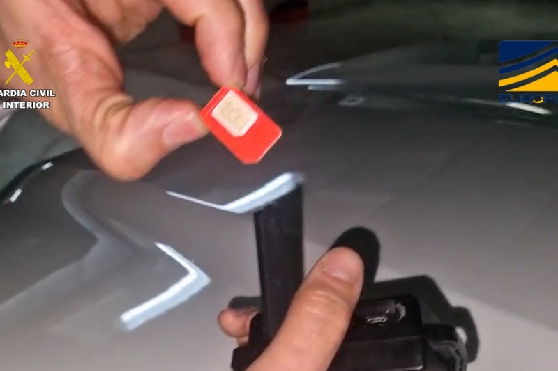 La Guardia Civil desarticula una organización que robaba coches de alta gama para venderlos y blanquear el dinero con criptomonedas