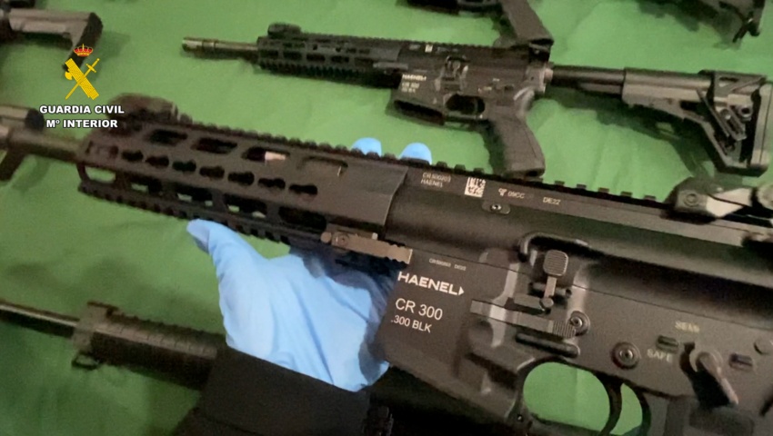 Desarticulado en Málaga y Granada un entramado de compraventa de armas destinadas al narcotráfico