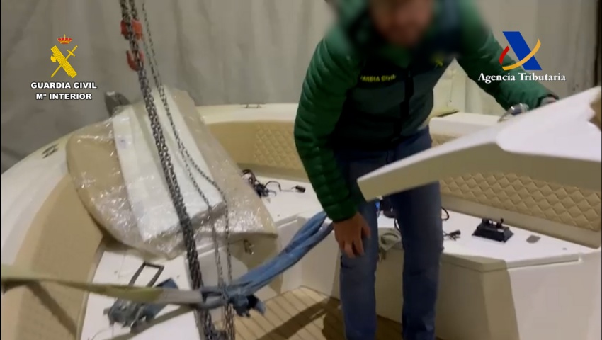 Desarticulada una organización gallega que suministraba motores fueraborda y ‘narcolanchas’ a grupos del Estrecho