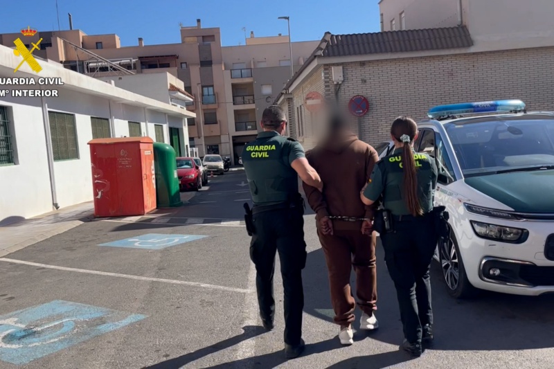 Detenidas ocho personas en Almería por estafar más de medio millón de euros con el método “Man in the middle”