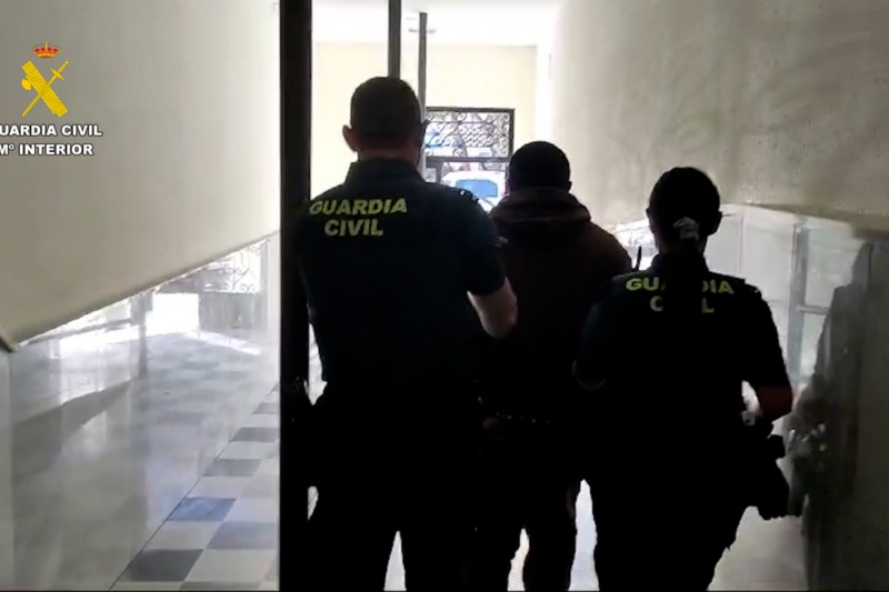 Detenidas ocho personas en Almería por estafar más de medio millón de euros con el método “Man in the middle”