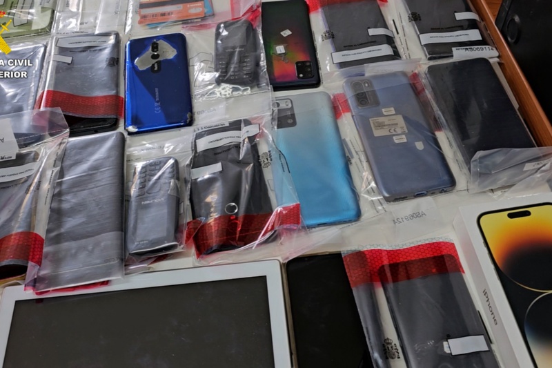 Detenidas 34 personas por extorsionar a sus víctimas a través de plataformas de citas en línea con contenido sexual