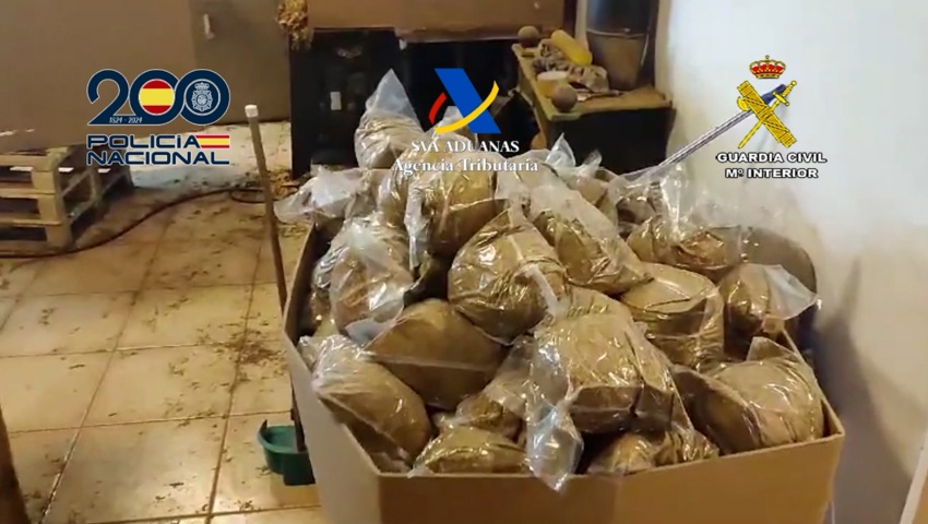 Desarticulada una organización dedicada al contrabando de tabaco con más de 12 toneladas de picadura y precursores