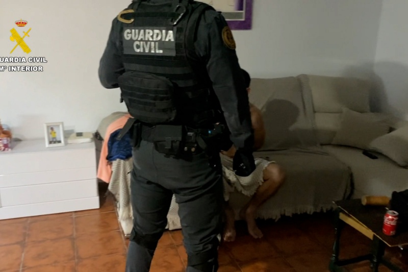 Desarticulada una organización criminal que había construido zulos en viviendas para el cultivo de marihuana
