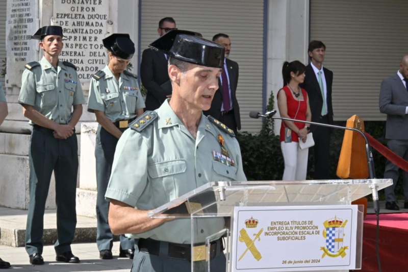 El director general de la Guardia Civil preside la entrega de títulos a 258 nuevos sargentos