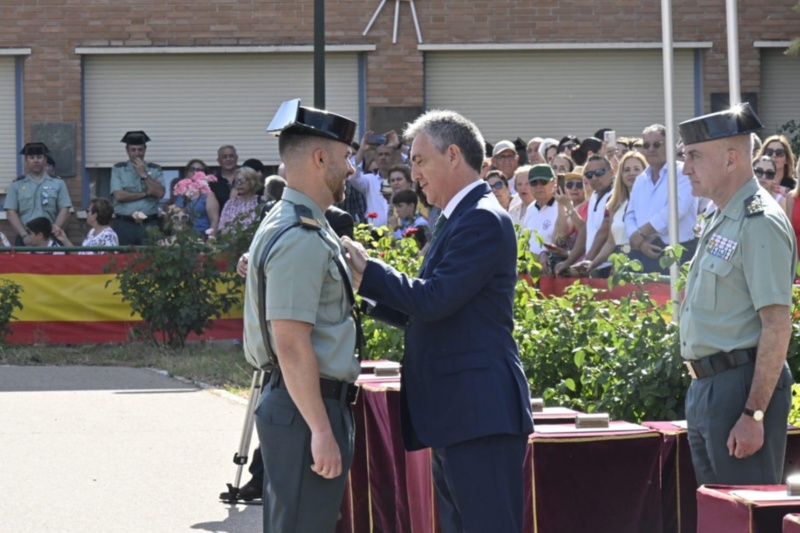 El director general de la Guardia Civil preside la entrega de títulos a 258 nuevos sargentos