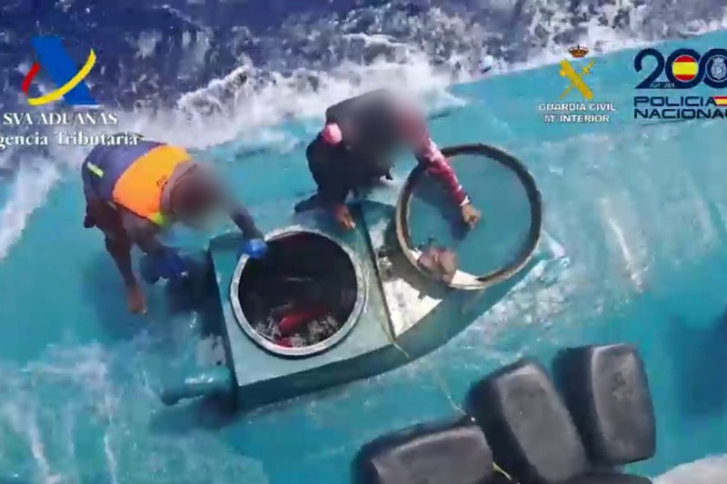 Interceptado en el Atlántico un semisumergible que se dirigía hacia la costa peninsular