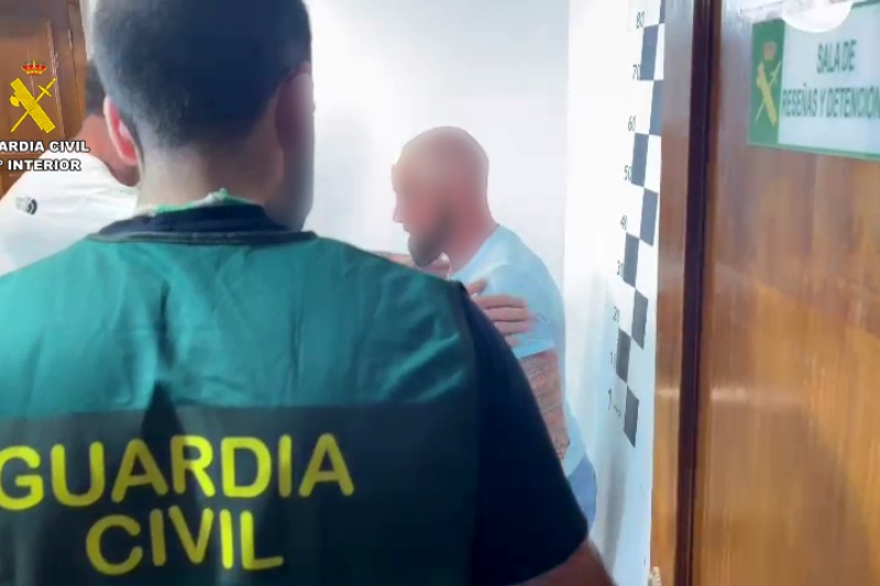 La Guardia Civil detiene en Nerja (Málaga) a un fugitivo escocés acusado de agredir sexualmente a dos mujeres