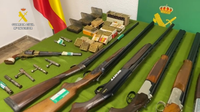 Desarticulado en el garaje de una vivienda el mayor taller ilegal de manipulación de armas de fuego en Las Palmas