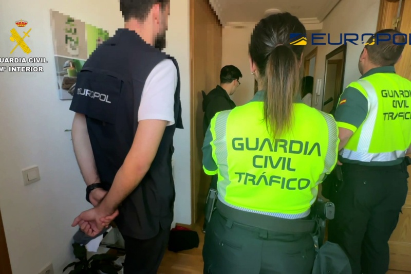 Detenidas 10 personas que sustraían vehículos en países europeos y los trasladaban a España para matricularlos con documentación falsa