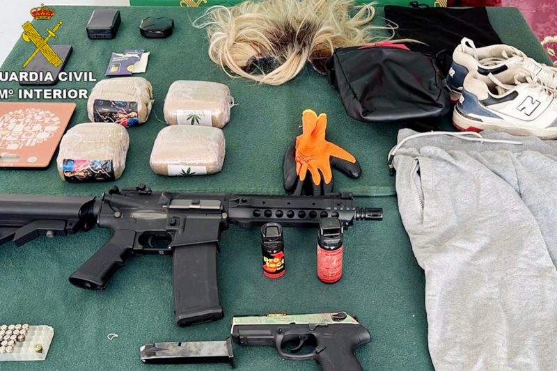 La Guardia Civil desarticula una violenta banda de atracadores especializados en atracos a joyerías y domicilios habitados en el levante español
