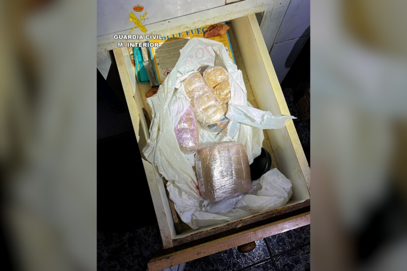 La Guardia Civil desarticula una violenta banda de atracadores especializados en atracos a joyerías y domicilios habitados en el levante español