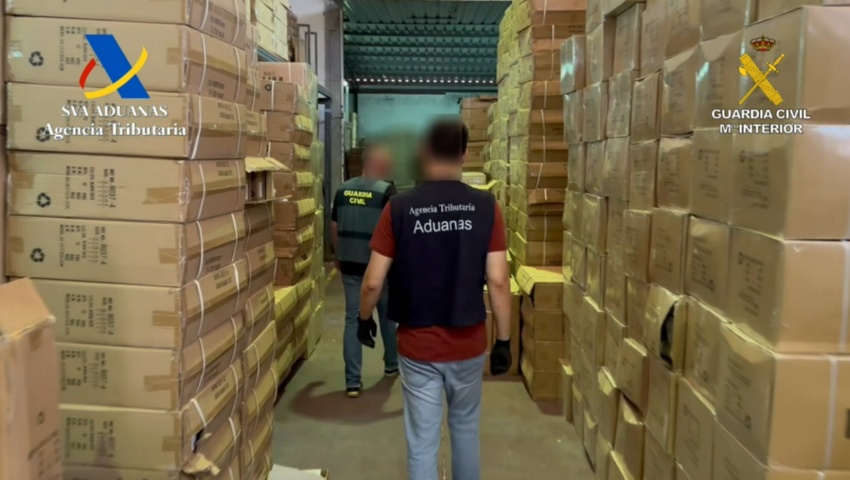Intervenidos en Cobo Calleja más de seis millones de productos falsificados, incluidas camisetas de selecciones de la Eurocopa y Copa América