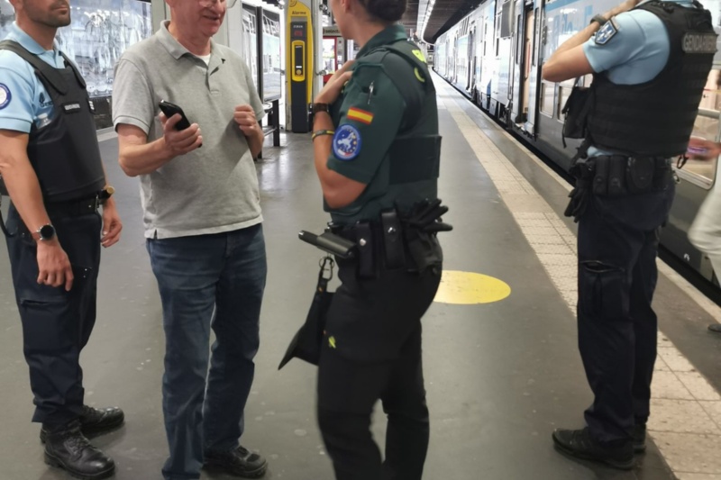 Desplegados en Francia los agentes de la Guardia Civil que van a colaborar con las autoridades francesas en la seguridad de los Juegos Olímpicos