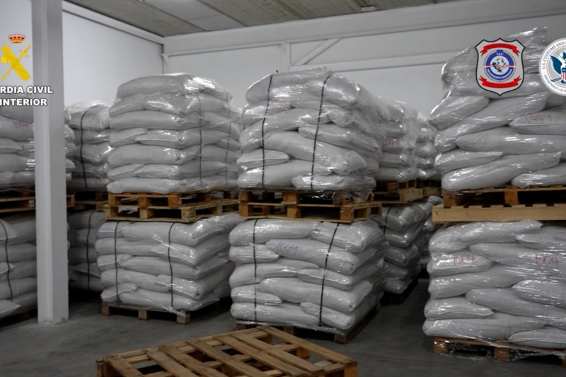 Incautadas en el Puerto de Barcelona más de cuatro toneladas de cocaína escondida en sacos de arroz