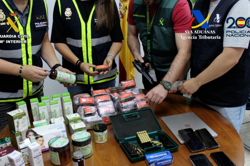 Desmantelada una organización criminal internacional dedicada a la venta ilegal de pastillas adelgazantes