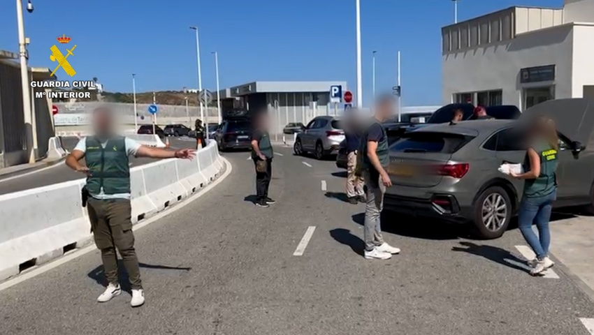 La Guardia Civil refuerza la seguridad portuaria en Algeciras, Tarifa y Ceuta en la operación “Puertos Seguros”