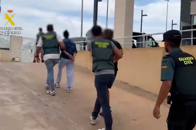 Detenida una banda de ladrones de viviendas de lujo en Ibiza