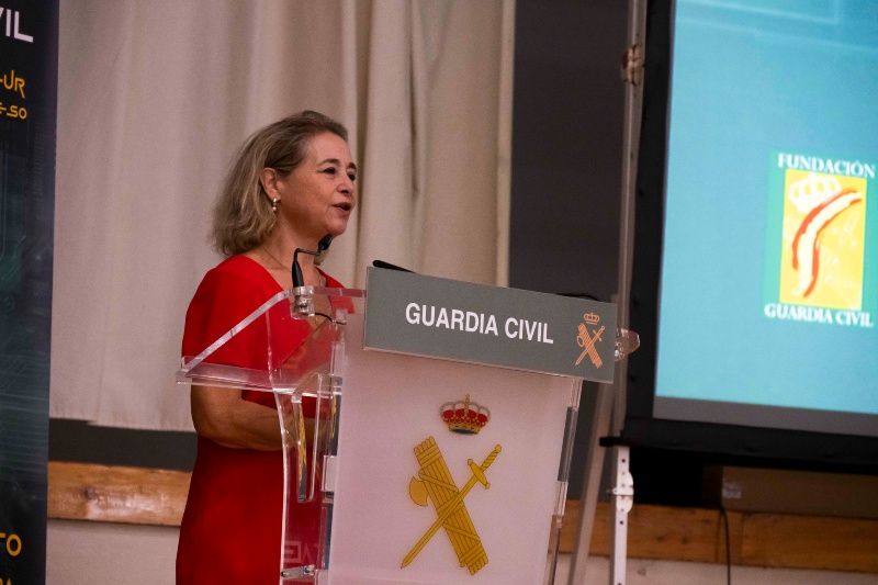 La Guardia Civil presenta en Mérida la VI edición de su Liga Nacional de Retos en el Ciberespacio