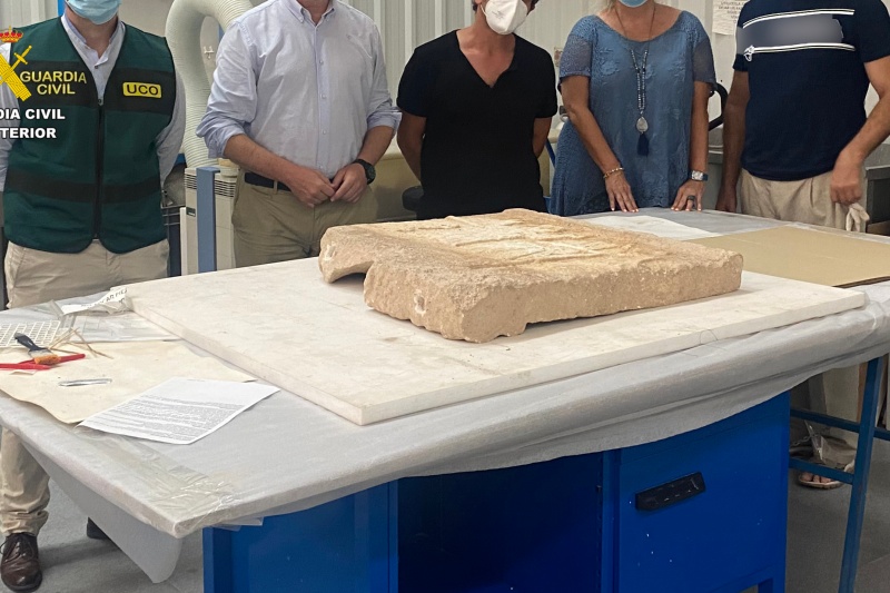 Recuperado un friso paleocristiano expoliado hace más de veinte años en Gilena (Sevilla)