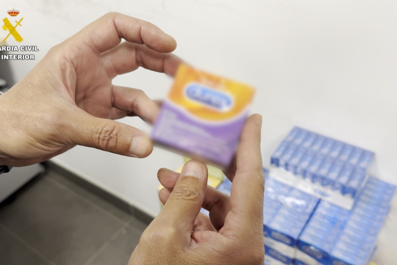 Intervenida en Barcelona una partida de casi 5.000 preservativos falsificados de una conocida marca