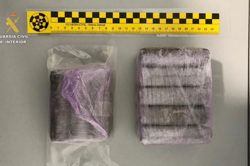 Intervenidas más de 3.000 pastillas de éxtasis en el interior de dos bombonas de butano en un ferry en Huelva