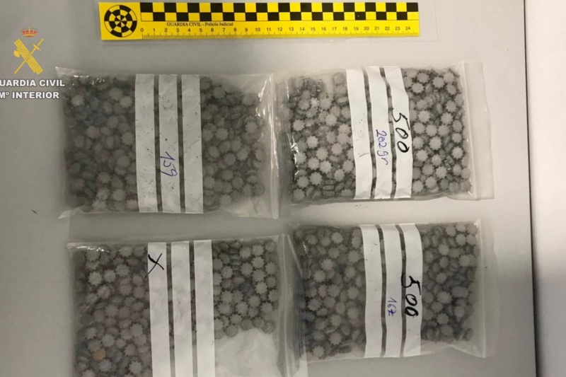 Intervenidas más de 3.000 pastillas de éxtasis en el interior de dos bombonas de butano en un ferry en Huelva