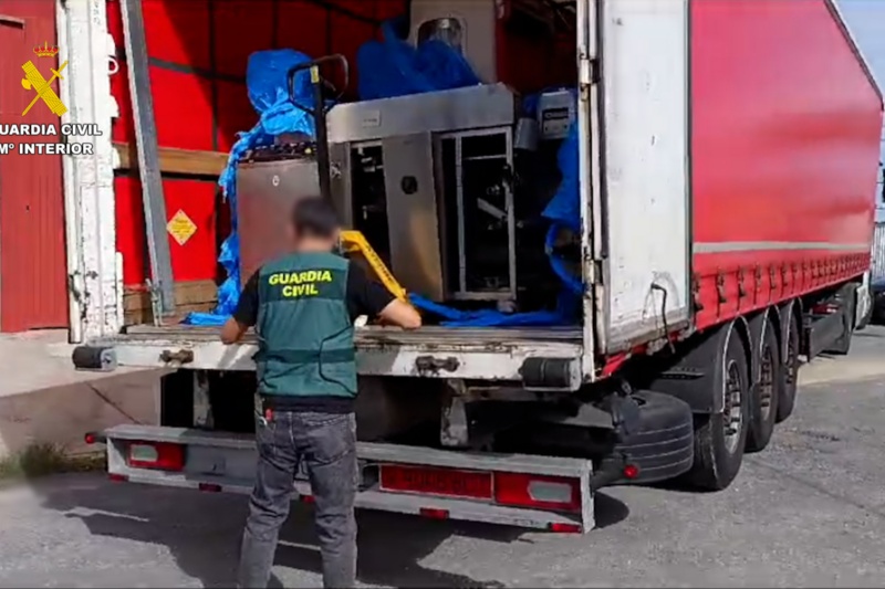 Desmantelada en Málaga una gran factoría de tabaco falsificado que trabajaba día y noche