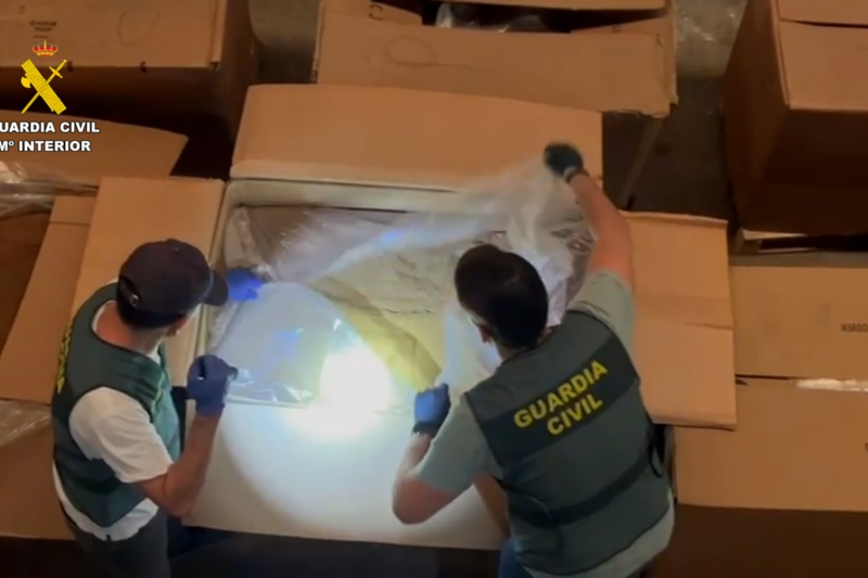 Desmantelada en Málaga una gran factoría de tabaco falsificado que trabajaba día y noche