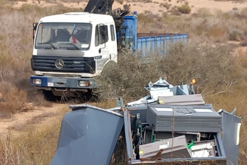 Siete detenidos por el robo de cajeros automáticos mediante el uso de “camiones pluma” por toda la costa mediterránea