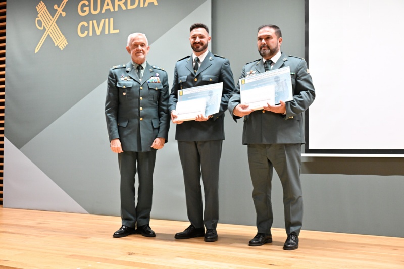 Mercedes González preside la entrega de los premios Guardia Civil 2024