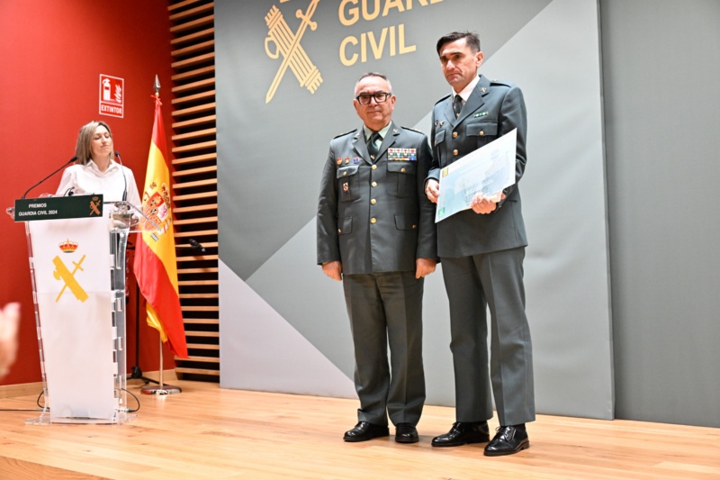 Mercedes González preside la entrega de los premios Guardia Civil 2024