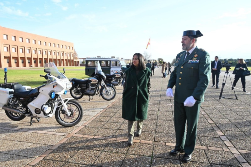 La directora general de la Guardia Civil, Mercedes González, visita la Escuela de Tráfico de Mérida