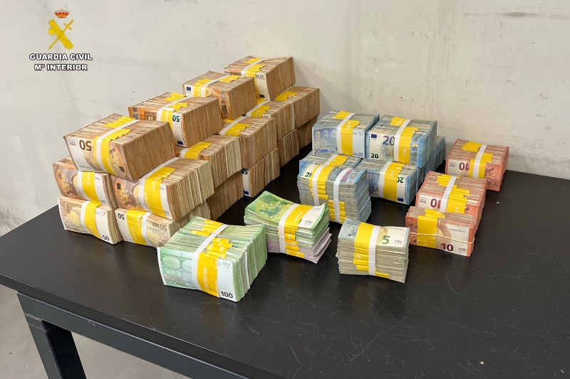 Desarticulada una organización criminal responsable de defraudar cerca de 3,5 millones de euros a la Hacienda de la Unión Europea en derechos antidumping